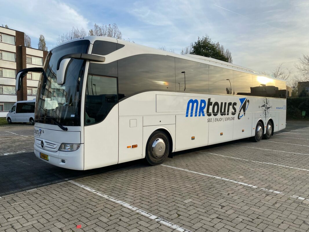MRTours touringcar
