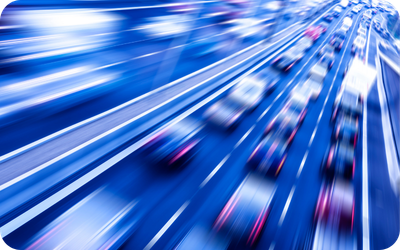 met auto naar garage